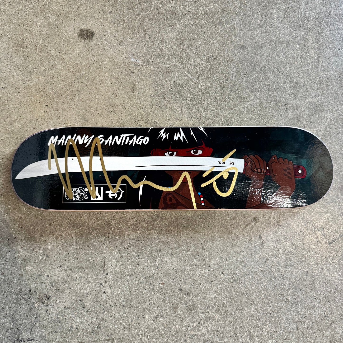 SIGNED  Manny Santiago Wallride Exclusive Taina Guerrera HANDBOARD