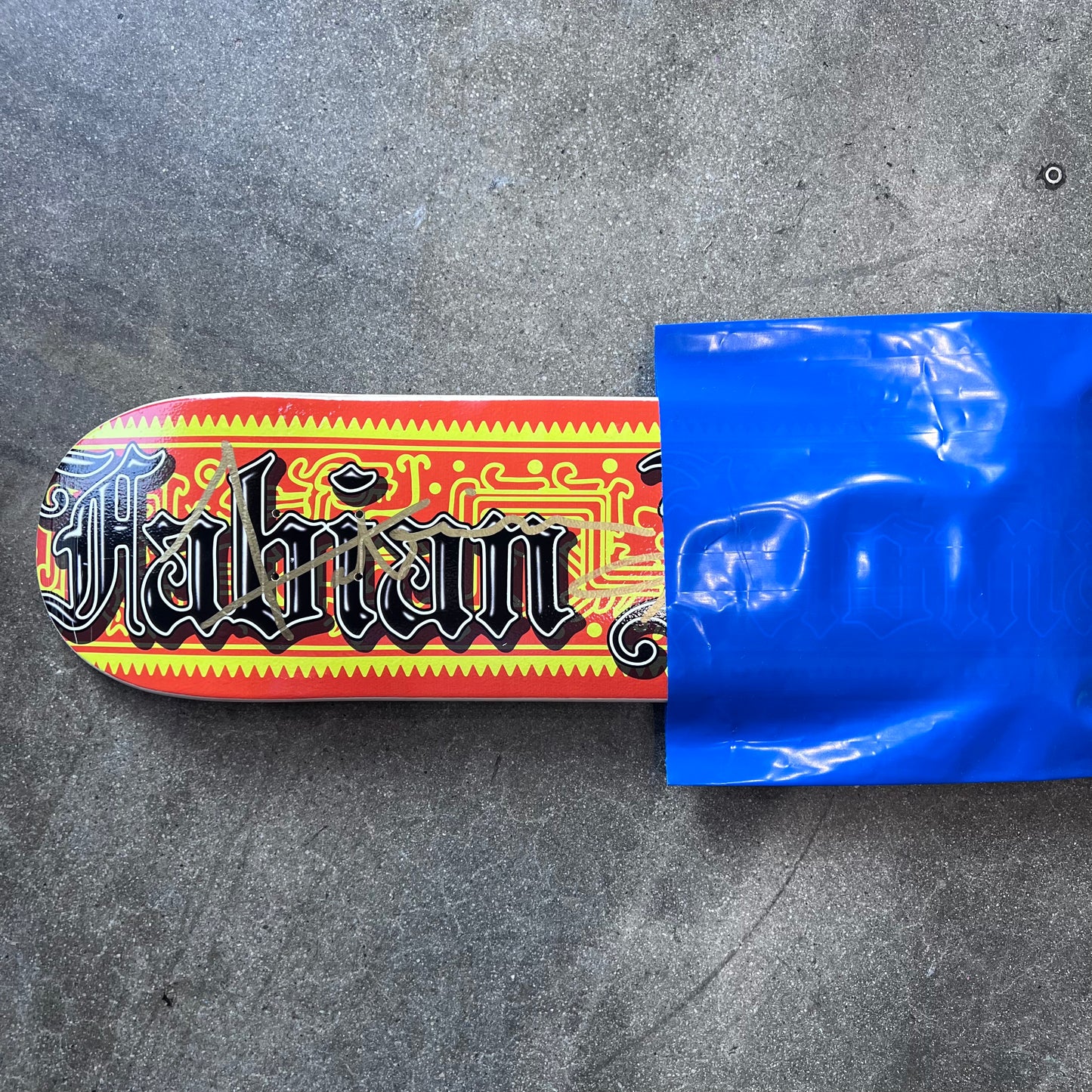 SIGNED Fabian Alomar Wallride Exclusive Blind Bag Skateboard Deck